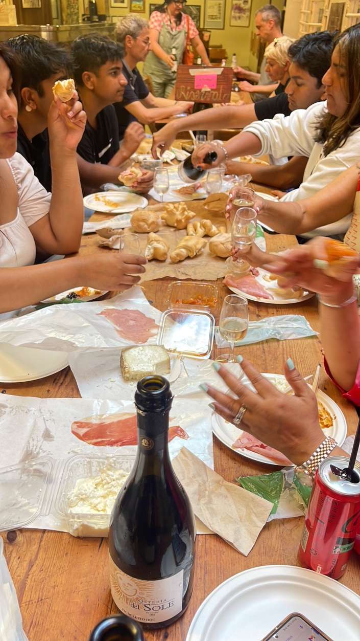 foto food osteria del sole gente che mangia