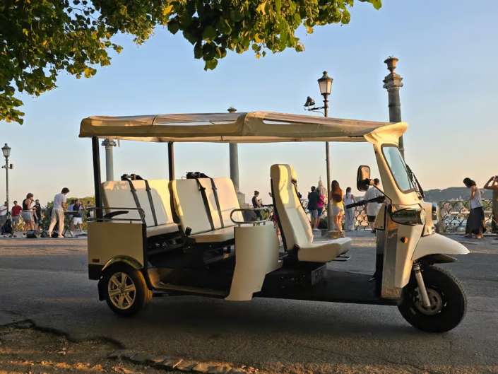 tuk