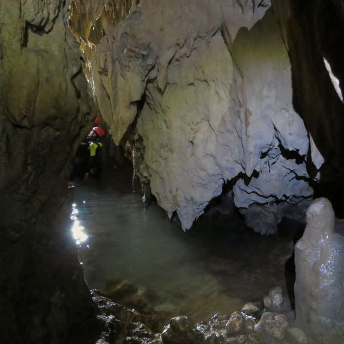 grotta punta degli stretti 01