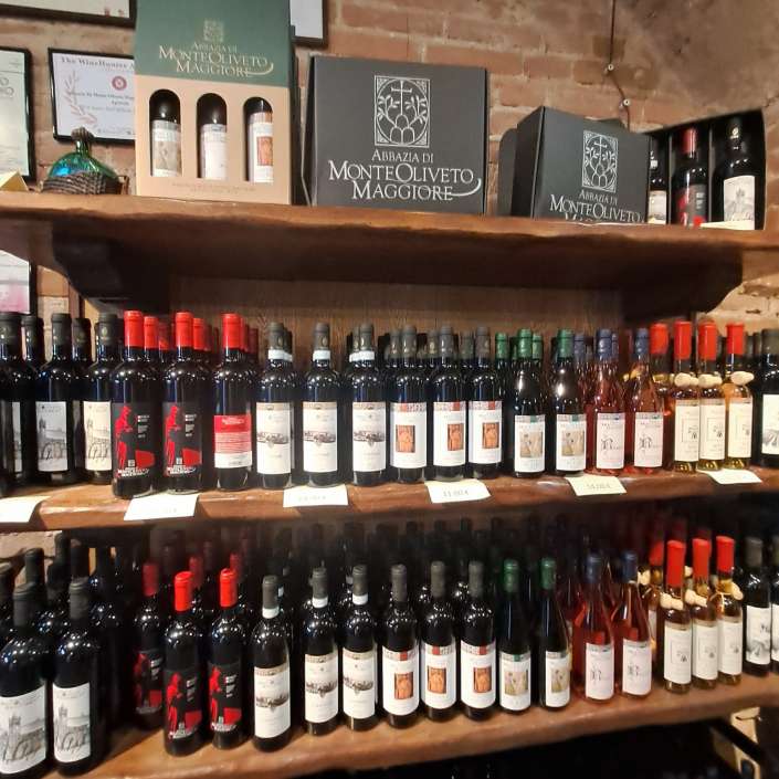 abbazia di monte oliveto maggiore bacheca vini mi diverto travel 1775228776095