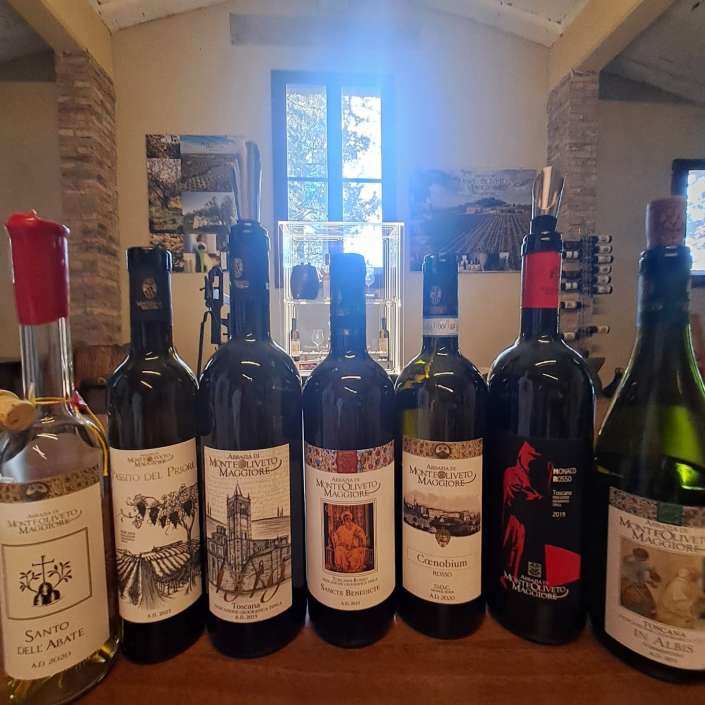 abbazia di monte oliveto maggiore vini monaci mi diverto travel 1775228776097